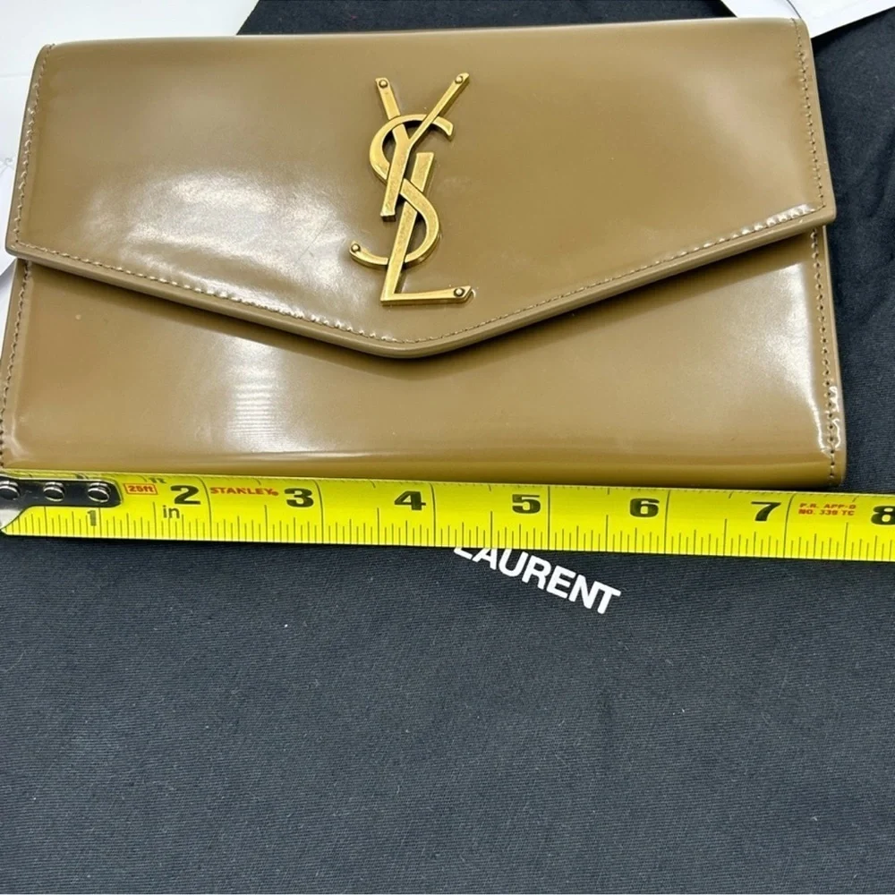Saint Laurent YSL tan leather clutch/chain wallet made in Italy